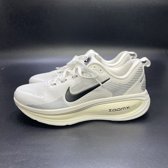 NOB Nike ZoomX Vomero 18 Mens US 10 Running Shoe Wht/Blk Coconut Milk HM6803-101 main image 8
